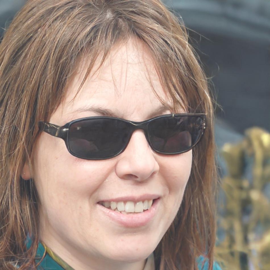 Teilnehmerin des Finanzanalyseprogramms